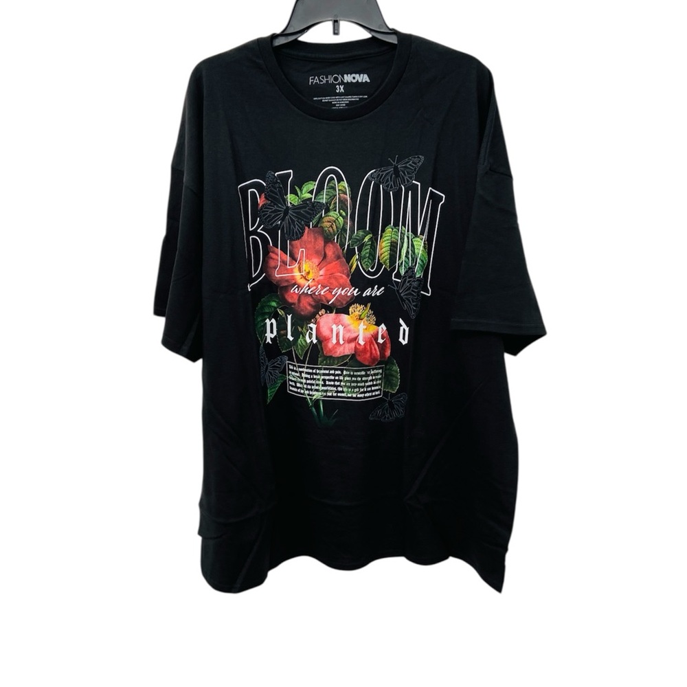 Fashion Nova Graphic Crewneck Tee